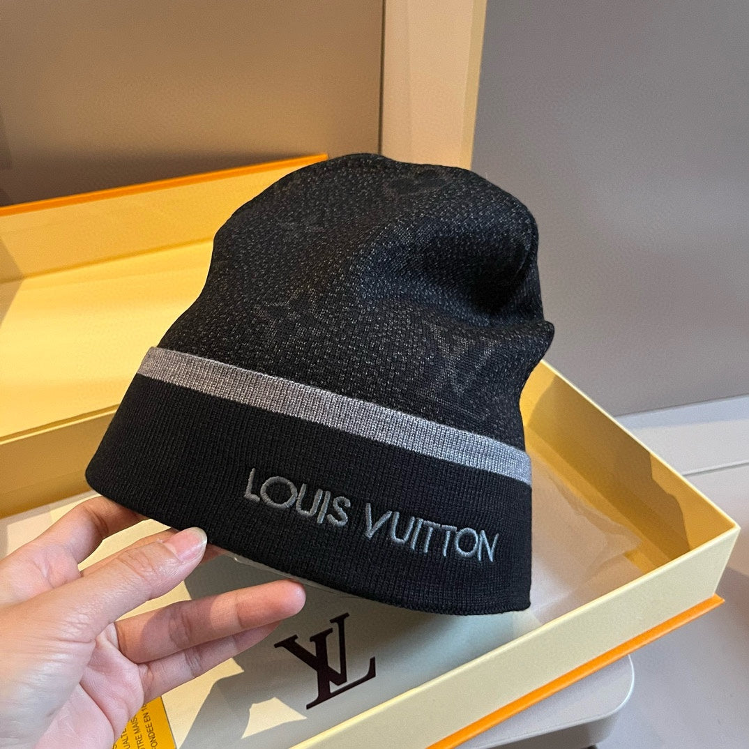 Unisex Fashionable Embossed Wool Beanie