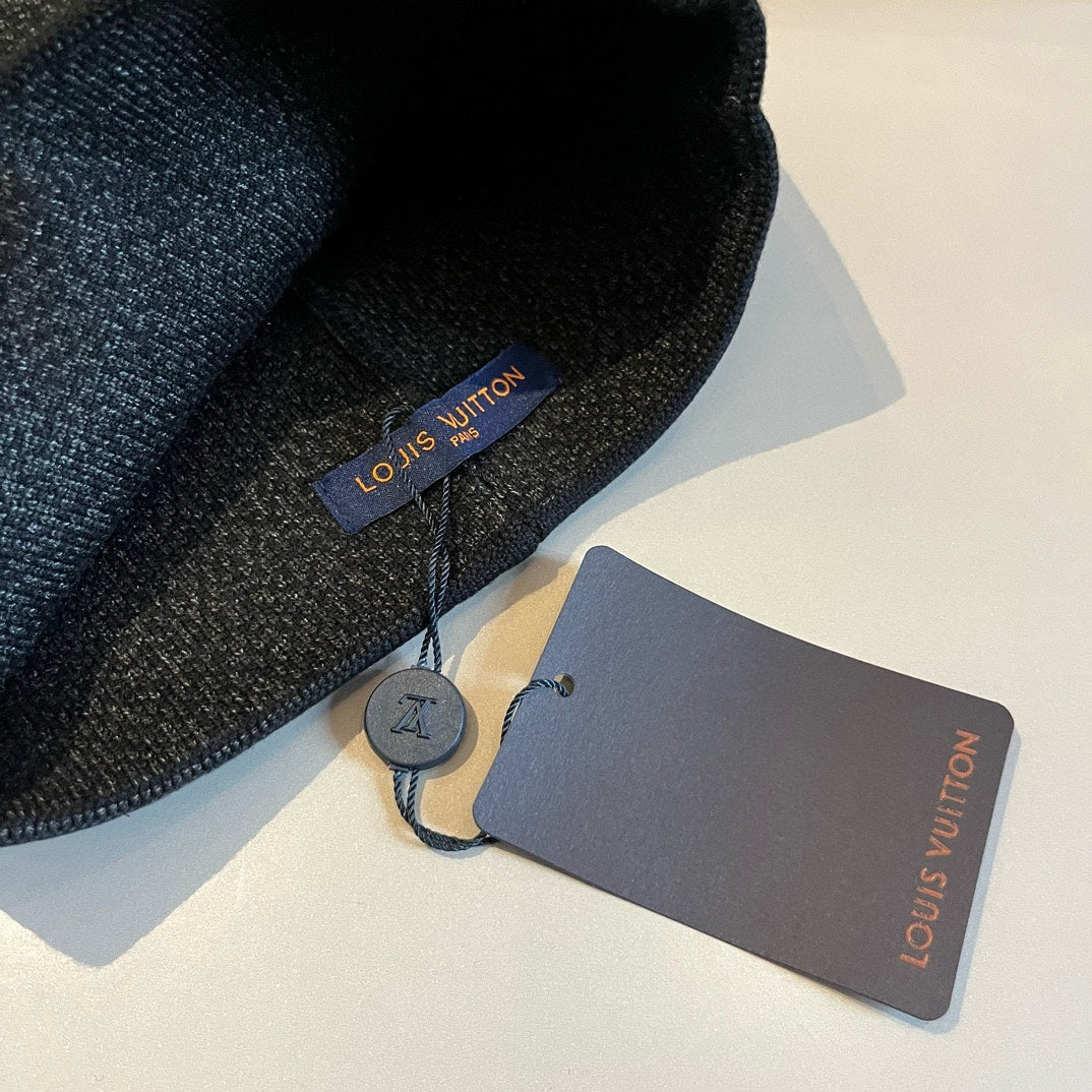 Unisex Fashionable Embossed Wool Beanie
