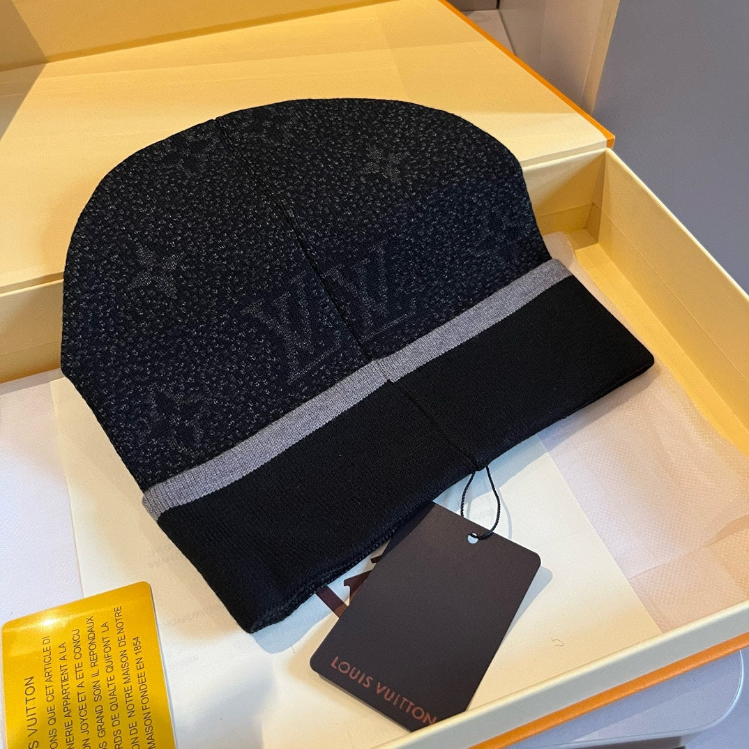 Unisex Fashionable Embossed Wool Beanie