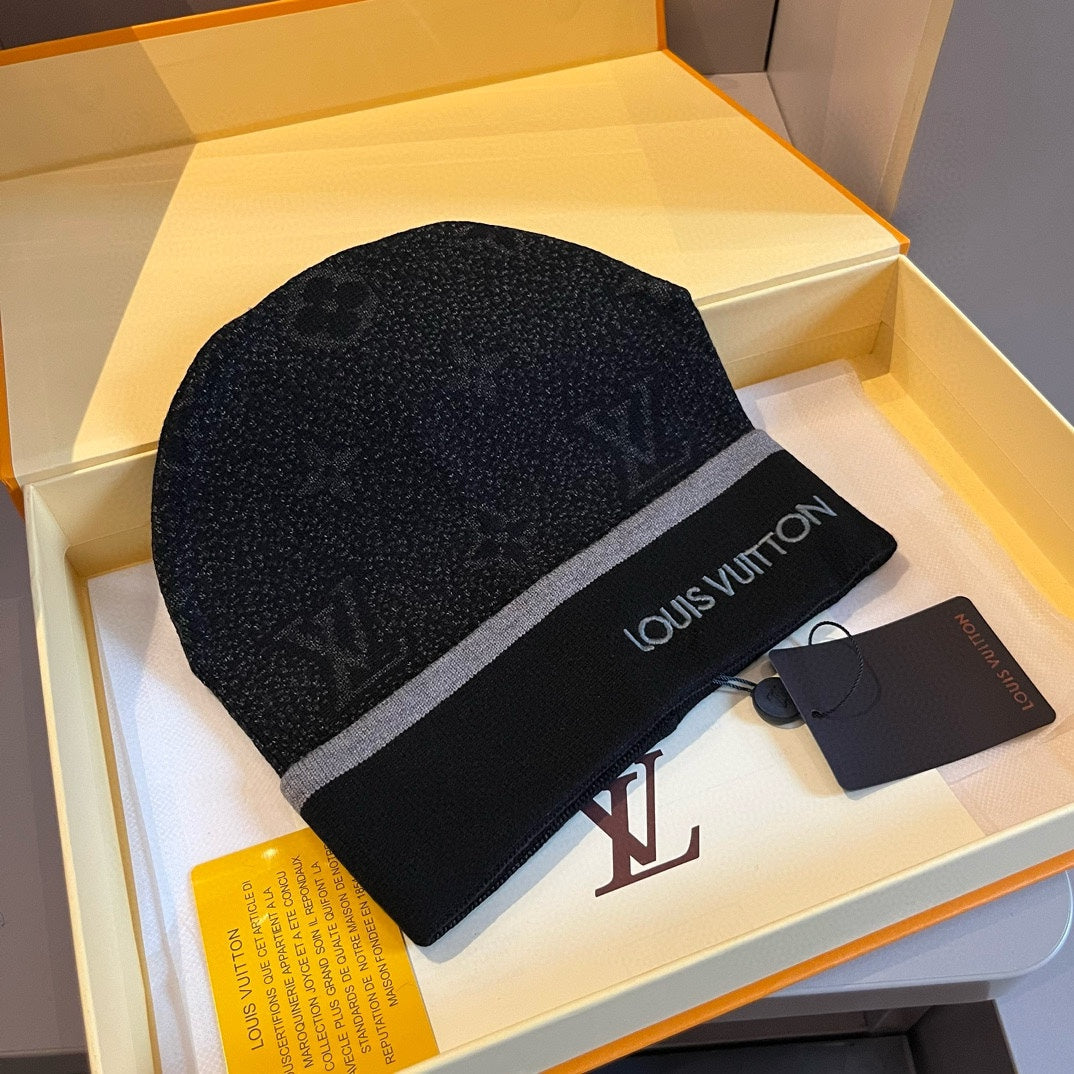 Unisex Fashionable Embossed Wool Beanie