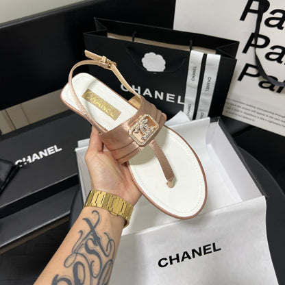 Fashion Diamond Buckle Flip Flops Sandals